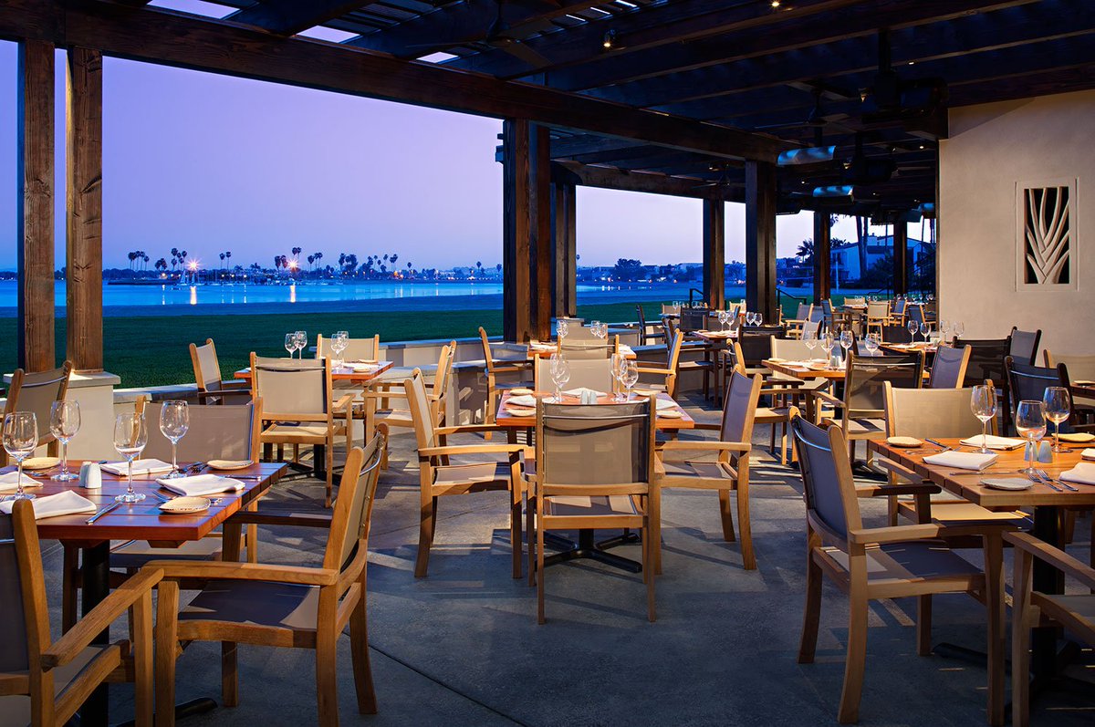 Let us take care of Valentine's Day dinner plans! Join us for a special three-course prix fixe dinner your taste buds will love!