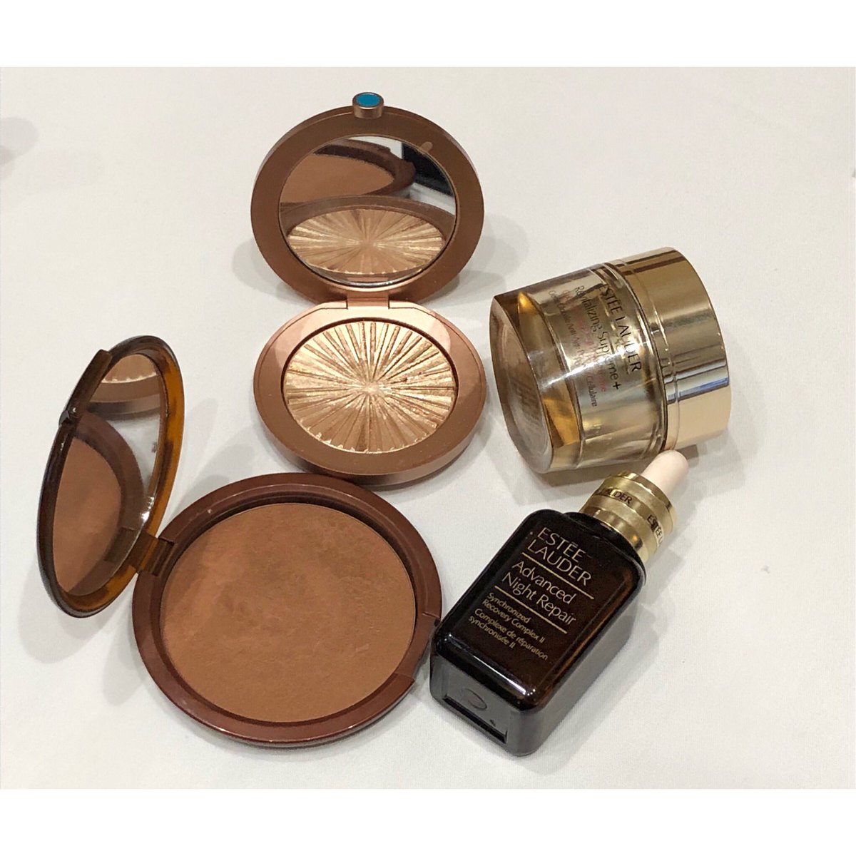 JCALearning's tweet photo. My favorites for creating glowing skin in this cold winter weather @EsteeLauder #esteebeautyadvisor #EsteeLauder https://t.co/nIAcS2JEZP