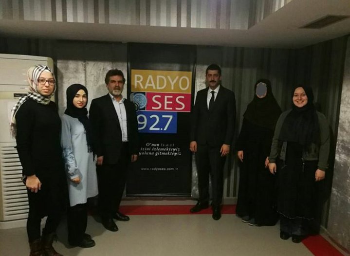 sende_ses_ver's tweet photo. Canlı yayınımızdan kalanlar #radyoses #iyilikprojesi https://t.co/EDFqethh7F