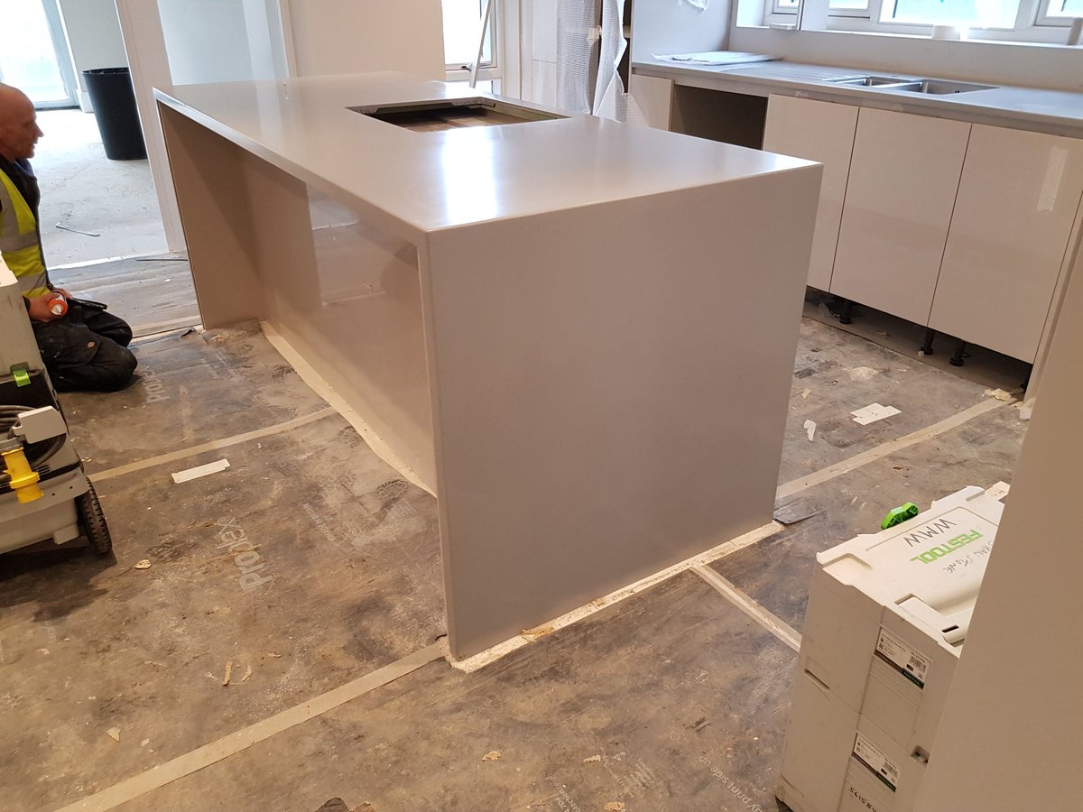 Rogerstone LIMITED (@parone38) on Twitter photo 