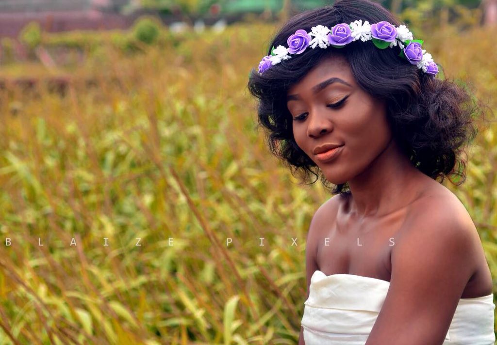 olatunde_blaize's tweet photo. @I_Am_Meenah Outdoor portrait!
#BlaizePixels17 #LifeOfBlaize https://t.co/ATwb15wQQQ