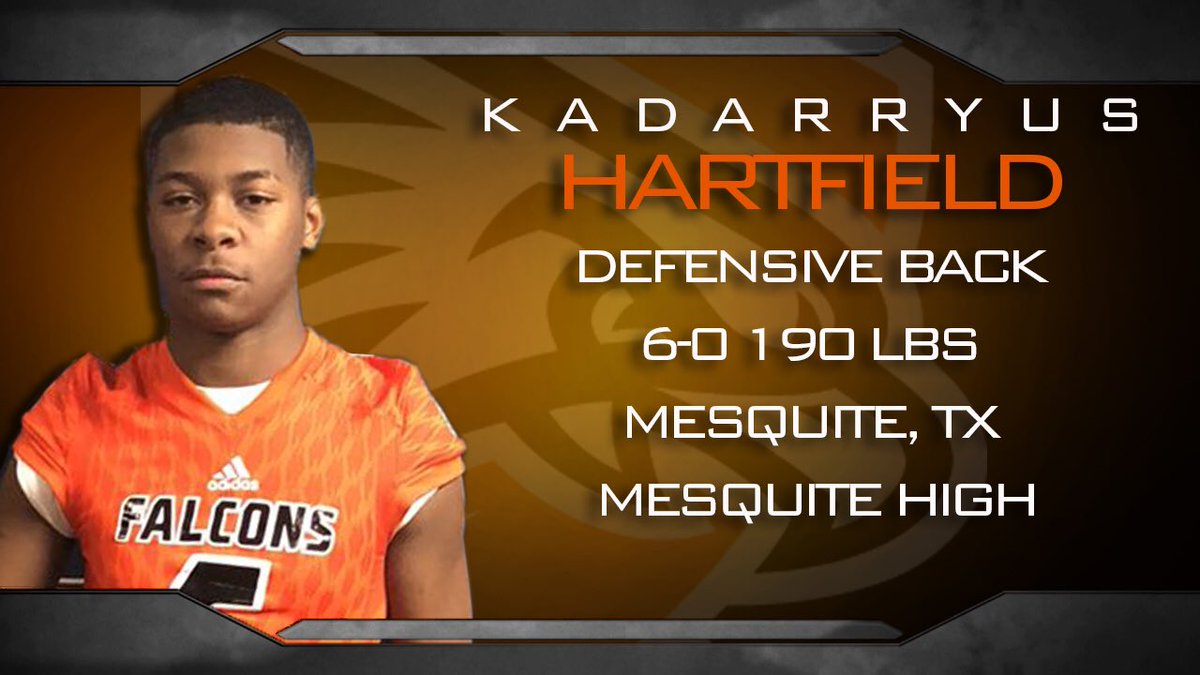 utpbfalcons's tweet photo. FOOTBALL: Kadarryus Hartfield has officially signed to play with UTPB. #RiseUp18 #FalconsUp #WeAreFalcons #NationalSigningDay @UTPBFootball https://t.co/Gx40HHEcnz