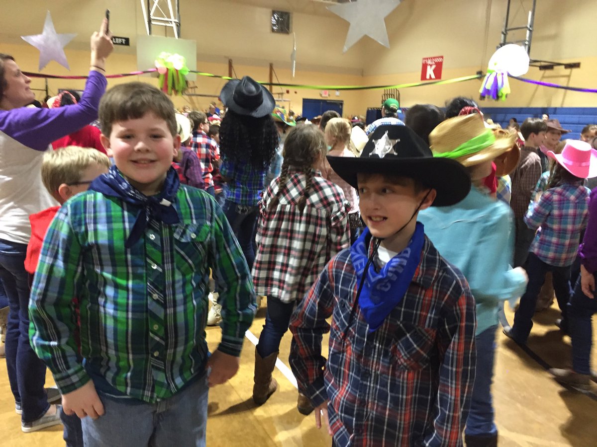 dcampbe93873260's tweet photo. BryanES Western Dance 2018 https://t.co/Id7gKqYDtW