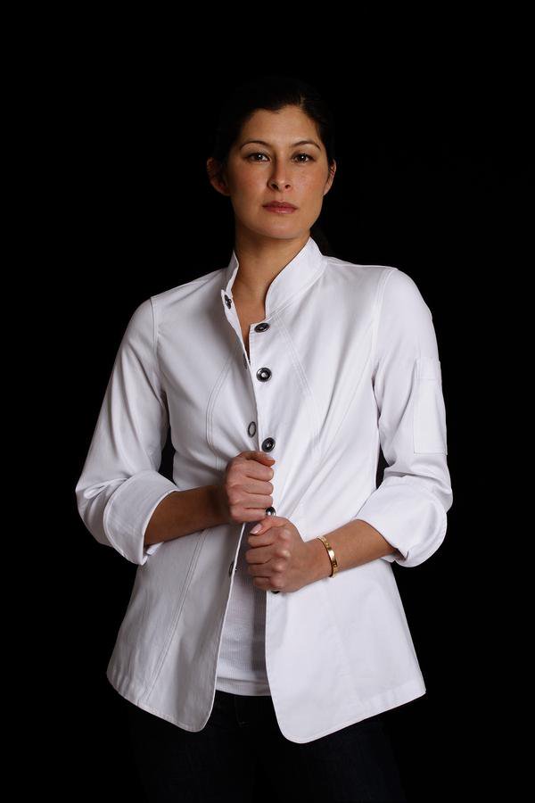 100% organic cotton is an obsession over here at Shannon Reed. 😊❤️ bit.ly/SRChefJackets #UtilityChic #OrganicCotton #ecofashion