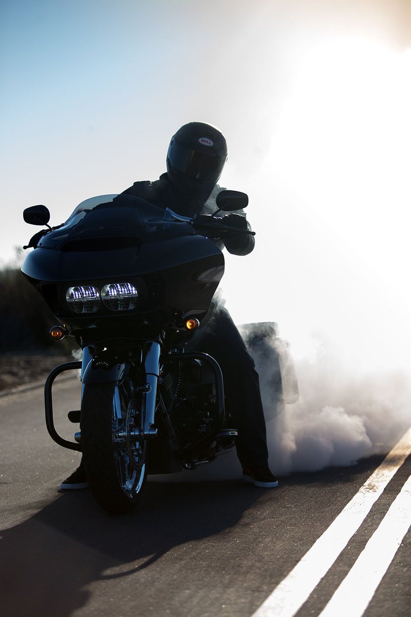 sportchrome's tweet photo. Smoke and Shine #sportchrome #worldsfinest #showquality #chromeplating #lifetimewarranty #chromewheels #chromeexchange #reinforcer #enforcer #harleydavidson #harley #streetglide #streetglidespecial #roadglide #roadglidespecial #bagger #baggerwheels #madeintheusa https://t.co/oV2KF6h1Ka