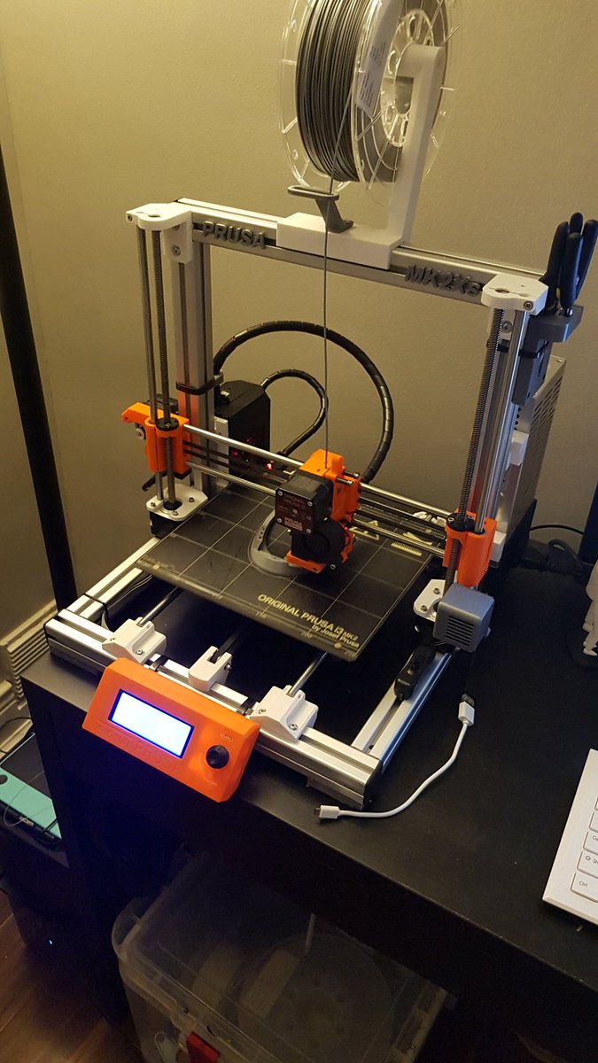 adiemoore1's tweet photo. @3dmakernoob Nice frame. I rebuild my #Prusa MK2s frame with 3030. https://t.co/SukHkQUGi6
