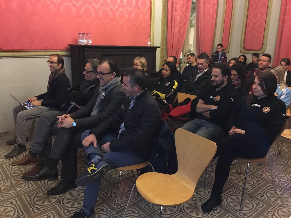 ajuntamentvng's tweet image. Sorteig #Copadelareina La competició se celebra a VNG de l'1 al 4 de març. @neuslloveras @blancaalbapujol @cpvilanova @FedPatinaje