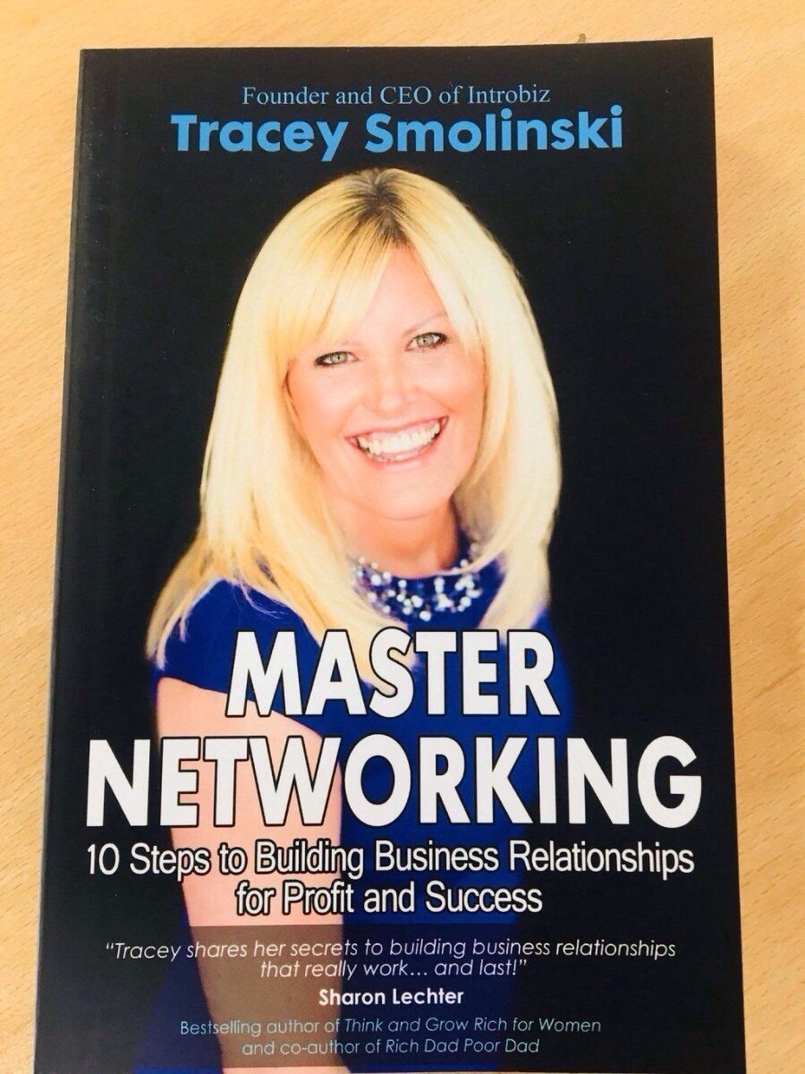 PaulPRSNTS's tweet photo. The Master Networking Book, Learn all the top tips on #Business #Networking #Cardiff #Wales #Masternetworking https://t.co/l4UNngv3Gh https://t.co/ZGQgpegIXp