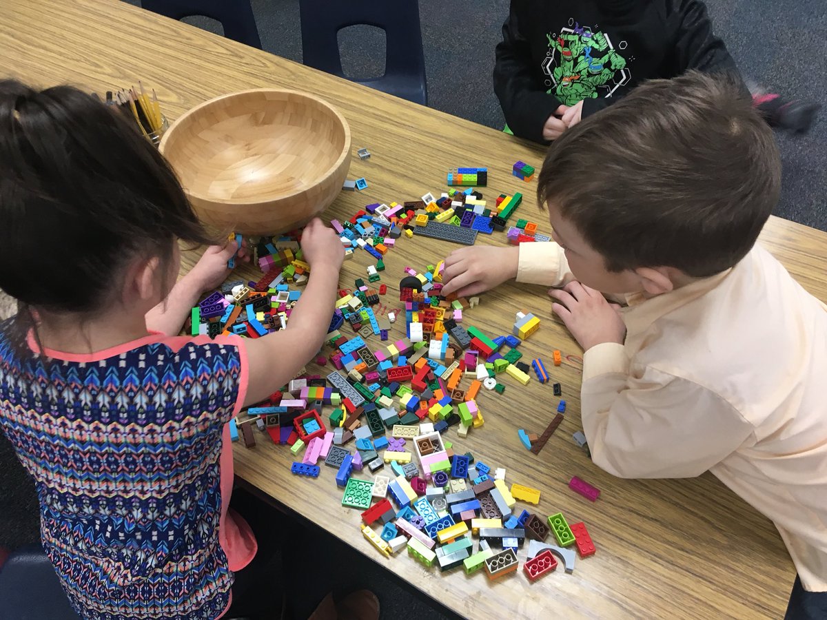 GabriellePurdy1's tweet photo. The only day of the year that we get to play all day! #GSPD2018 https://t.co/Oy7P1jbQUq