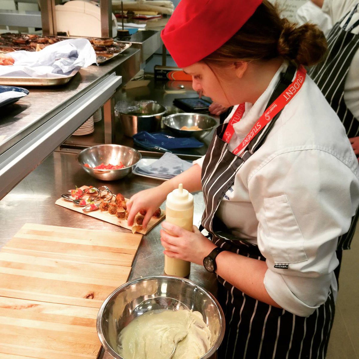 KendalCulinary's tweet photo. The dining room is ready for the canapΓ©s #StudentLife #FutureMasterChefs #FineDining https://t.co/iqS9MNWBHn