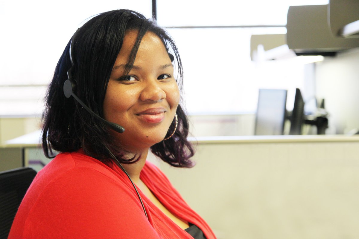 unitedway211's tweet image. A2: DYK? Last year, @UnitedWaySTL 2-1-1 resource specialists answered 115,279 calls for help. Top three requests: payment assistance with electric, rent and gas bills. #UnitedWayChat #211Help