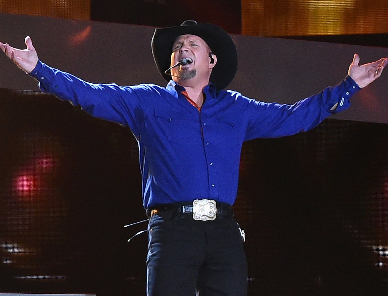 Happy Birthday Garth Brooks 