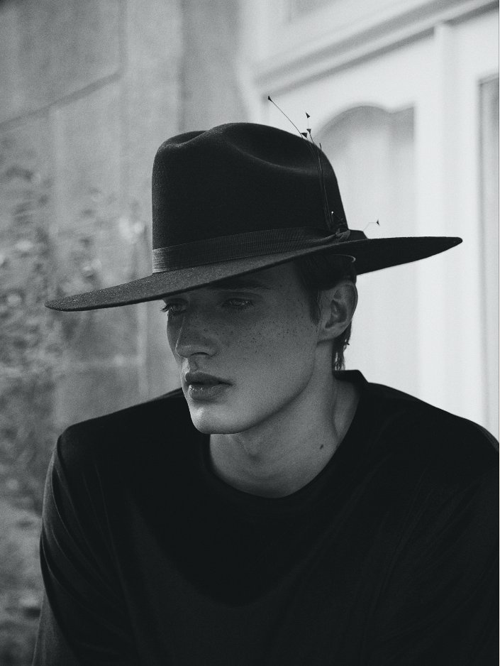 TOM en Híbrido 
Ve la editorial completa en: goo.gl/CvUSSD