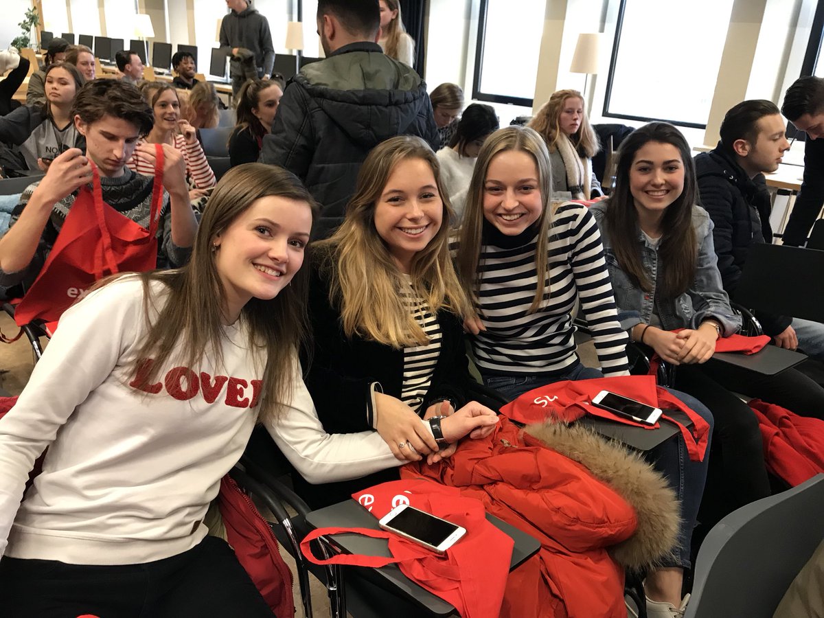 l_ocel's tweet photo. CO students ready to kick off the 24 hrs case competition @opleidingco #internationalweek2018 During this week students have been connecting with international guestlecturers, expats, professionals and students to learn from and with each other by working together. https://t.co/Ez5esLEnF2