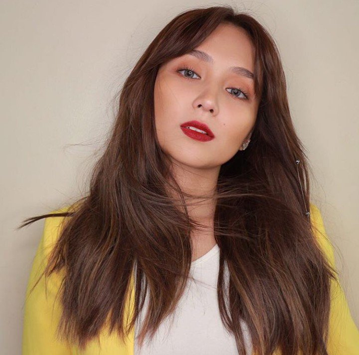 cafroshia's tweet photo. Bakit paganda ng paganda 'tong si Kathryn Bernardo?? Walang effort 'yung ganda tipong 'di nakakasawa tingnan nkklk jusq labyu na hahahahaha
#stalkmode #KathrynBernardo #KathNiel https://t.co/vnOaFNZZTl