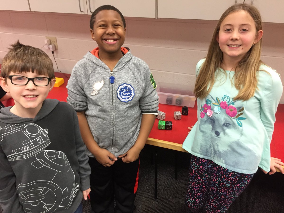 DrJustinNichols's tweet photo. @knechtpam Thanks for bringing your class to orientation at #NCESCreationStation @NewCastleES_VB https://t.co/VPKkUoEvSg