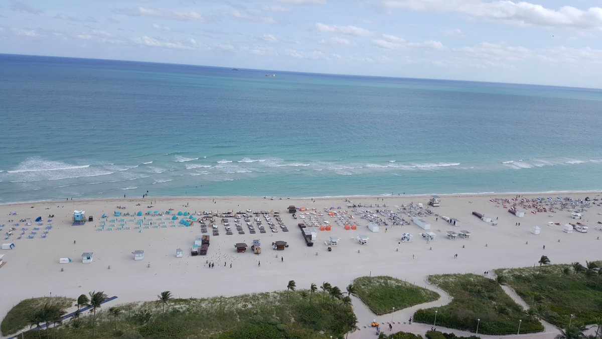 satorrealty's tweet photo. 2 Beds/2 Bath ocean front at the luxurious Setai Miami Beach. Great amenities, 3 pools, Spa, Ocean access, Restaurants and more
$25,000 per month https://t.co/ypTh7y9SoV