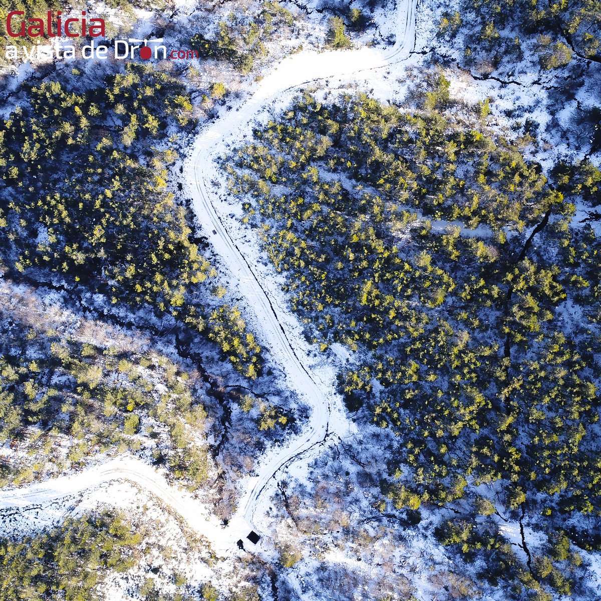 avistadedrones's tweet photo. #ogrove #galicia #españa #spain #drone #drones #dronestagram #dronefly #dronesdaily #dronephotography #skyhilife #photooftheday #picoftheday #fotodeldia #phantom #phantom4 #dji #djiglobal #aerialview #instagram #dronephotooftheday #aerialphotography #droneoftheday #instadrone https://t.co/JCTp9cYqGw