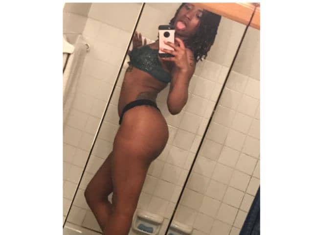 FransAshleigh's tweet photo. Check out EbonyQueenMichelle now https://t.co/BZzDxR02a4 #sexstory #sexgirls #sexchat https://t.co/gSCsOZz1qn