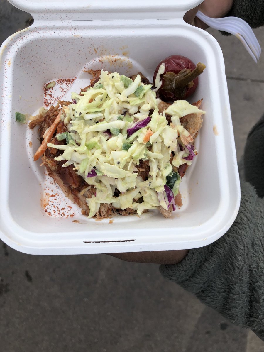 brunchbrosbbq's tweet photo. Out here serving it your way today! #carbfriendly 
#brunchbrosfortcollins #fortcollinsfoodtruck #fortcollinsfoodcarts #coloradostateuniversity #fortcollinsbbq #gorams #vetownedbusiness #smallbusiness https://t.co/E1AFdMoJFY