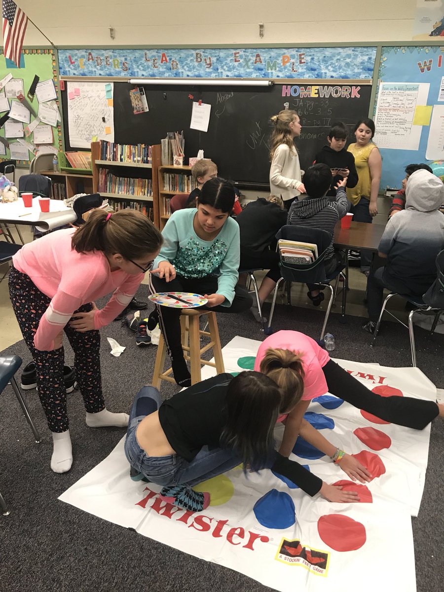 keechskids216's tweet photo. Have fun at Global Play Day!! @keechskids216 @LindenHillLions #GSPD2018
#GSPlayDay https://t.co/Hkphhbuu8Y