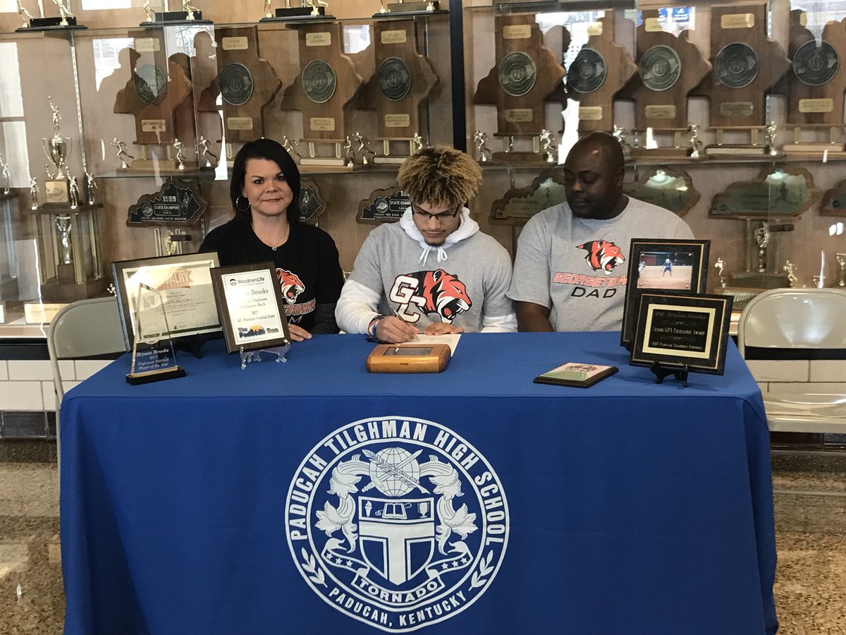 al_willman's tweet photo. Paducah Tilghman safety Bryson Brooks is signing today to attend Georgetown College. https://t.co/UV4533IHdV