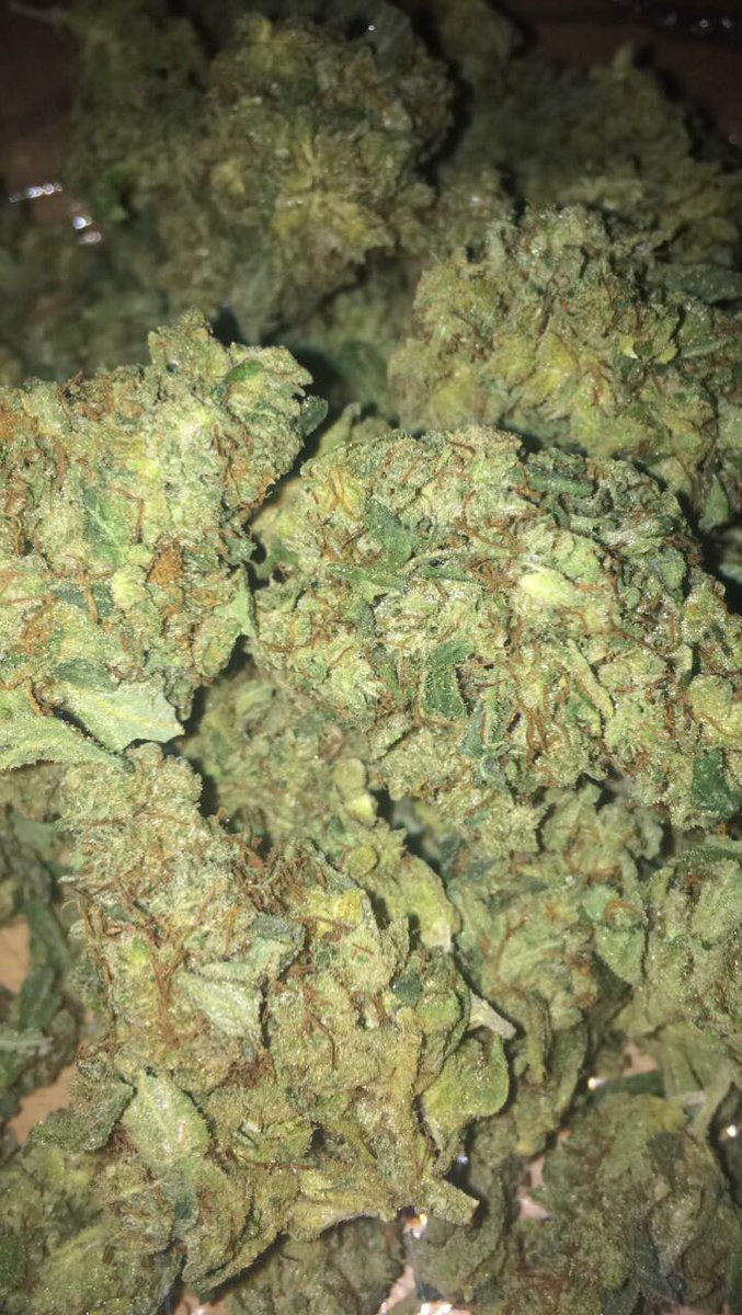 LolaJayXX's tweet photo. Yummy yum yum ππ #StonerChick #Cannababe #BudPic #LolaJayX π https://t.co/pg94DKA57J