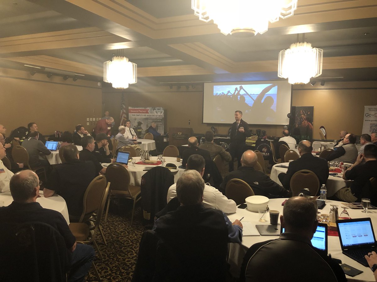 SteveN0EL's tweet photo. FirstNet Fire experts supporting the Alaska Fire Chiefs Summit in Juneau! Nice job Mike and Ryan. Thanks to Chief Tucker! @FirstNetGov https://t.co/ElpvViu4mH