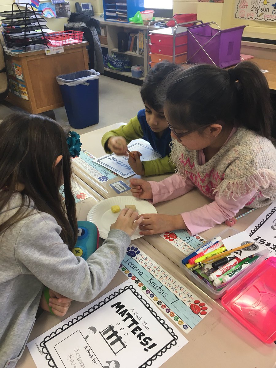 MissGrady123's tweet photo. Learning about properties! #solids #liquids #gas #matter #d123 #hannum https://t.co/azO5tnpKwT