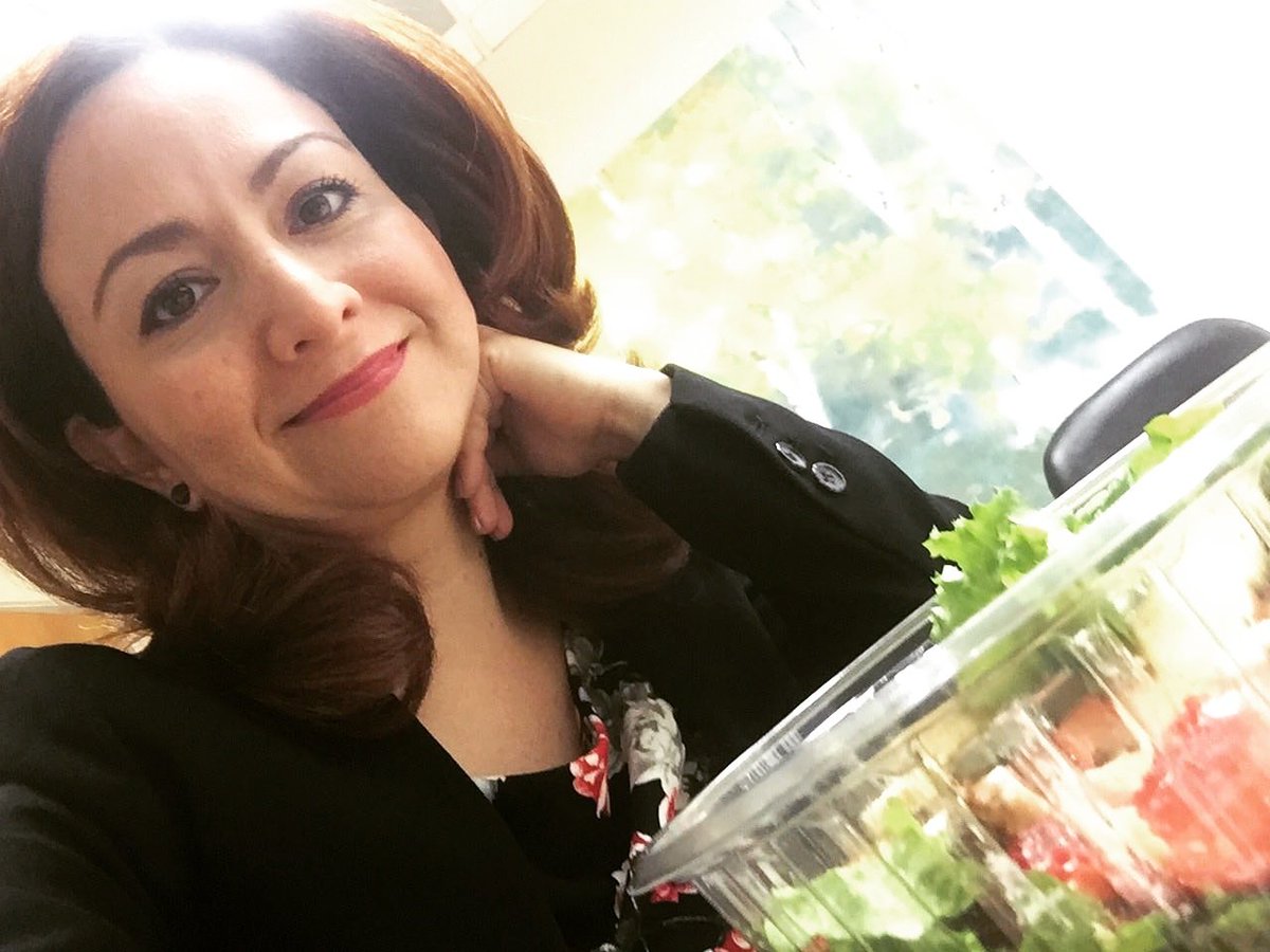 #YaEmpezóLaDieta #ACuidarseParaComerMásHotCackes
#Provecho