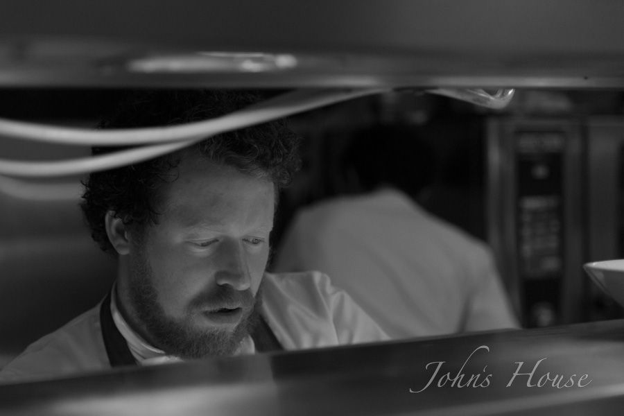 TPOWBaslow's tweet photo. Battle of the Counties Returns -  Sun 29 April! 

Inviting back Rupert Rowley &amp; Newcomer John Duffin @JohnsHouseRest

Head Chef Adam Harper is gearing up to defend his coveted silver ladle this year. 

Don't miss it!
Booking Essential.
Find out more here.. https://t.co/R1Xk8wipGN https://t.co/PXrPiU8jc3