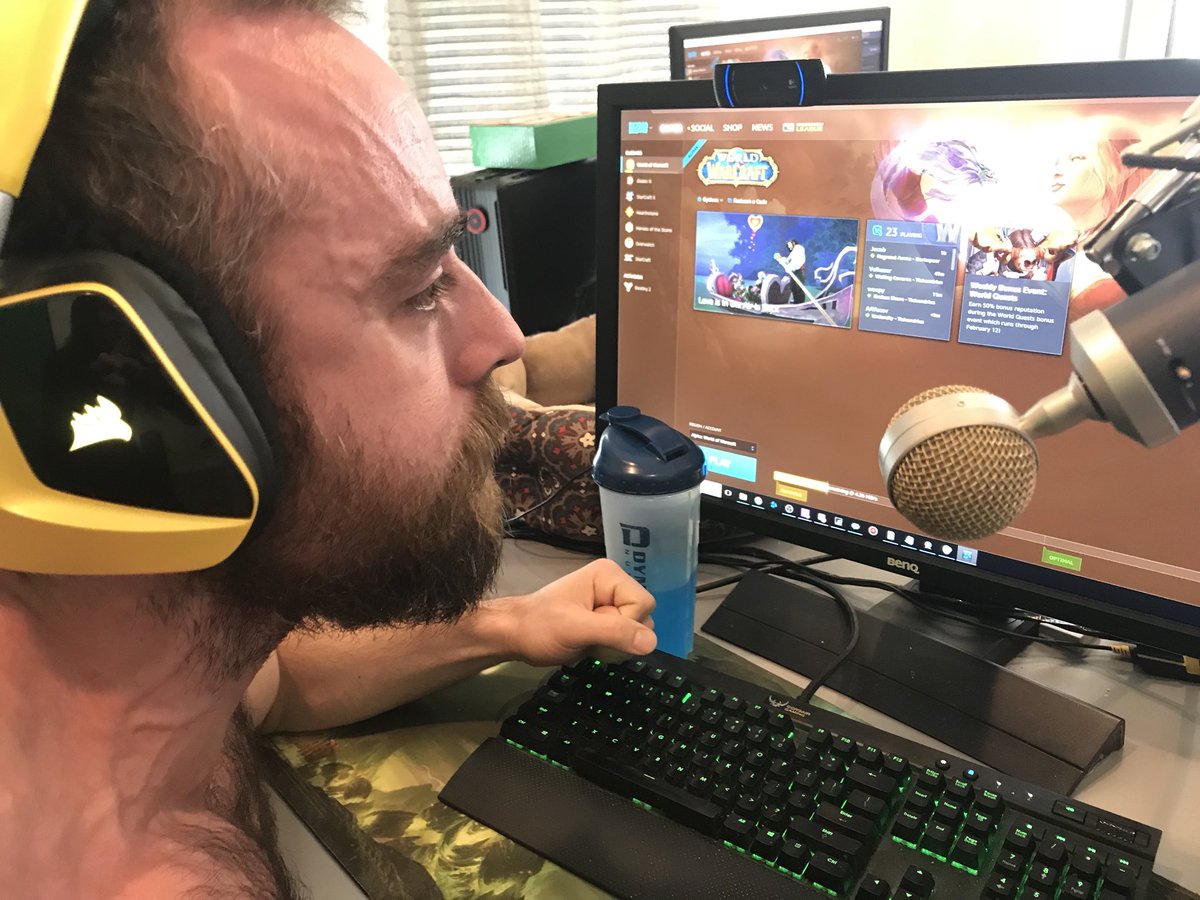 BajheeraWoW's tweet image. TFW @Warcraft Battle for Azeroth Alpha just came out, but you’re halfway through your preworkout for Leg Day...