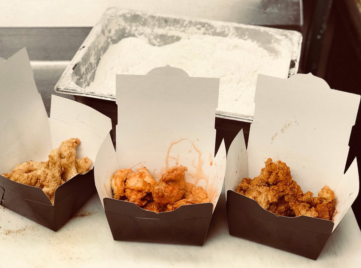 ComeBackShack's tweet photo. Our chicken tenders are the best, but adding styles makes them out of this world! General Tso, Shack, and Buffalo, oh my! #styledtenders #comebackshack #generaltso #buffalo #shack #makeityourway #foodwith๐งก #foodyoucantrust https://t.co/475wsnCuFs