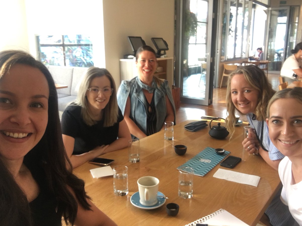 TashTasticNZ's tweet photo. What a fab way to start the day! Lots of planning, idea sharing and vision creating with the best team! #aklhrmeetup cc @PeneB1 @KylieTelford @molly_workman https://t.co/5TCUWBDXTc