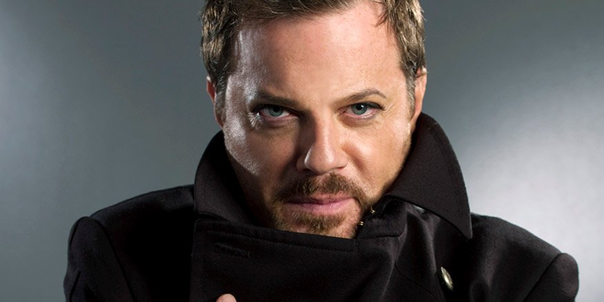 A very happy 56th birthday to comedian Eddie Izzard. 