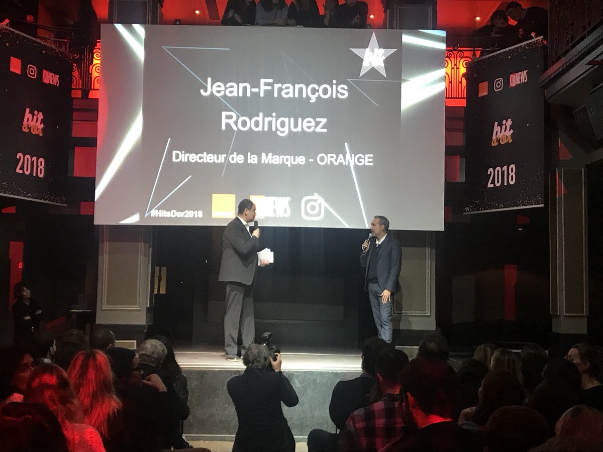 NubelSeverine's tweet photo. Soirée Hit d’or quand Jean-François Rodriguez expose l’importance de la musique pour la marque Orange. Merci à Vrej Minassian, Beatrice Mandine et a toutes les teams com et marque Orange all over the world ! #oneteamonebrand
@orange @CB_News #@BeaMandine @jeffrodrig https://t.co/x4ViY9lK7Q