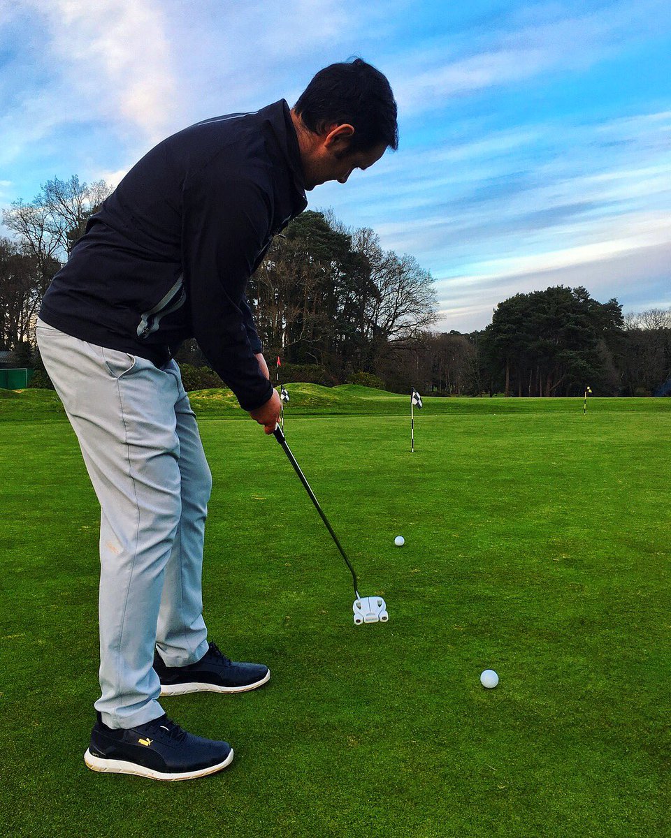PendulumGolf's tweet photo. PGA Professional and EuroPro Tour player @PaulNewmanPGA using his brand new @PendulumGolf Putter Grip! He has a slower tempo to his putting stroke and prefers the putter head to feel heavier, therefore we fitted him for the 45.G Large Putter Grip in Black/White! #puttergrip #golf https://t.co/Q75uTMcG42