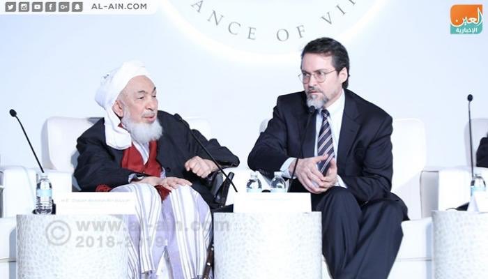 AlAinNews's tweet photo. "حلف فضول" عالمي.. روشتة البشرية نحو السلام والعدالة والتسامح #عينك_على_العالم #مؤتمر_واشنطن_للتحالف_بين_الأديان
#AllianceOfVirtue
#WashingtonDeclaration2018
#PeaceForum
رابـط الخبر | https://t.co/QwVCJ1JKBz https://t.co/3octSHF5KZ