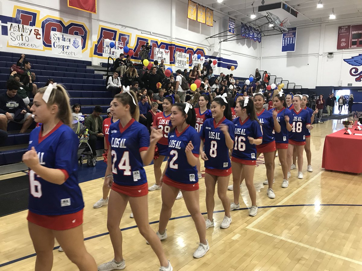 LosAlamitosHigh's tweet photo. Signing Day!!! Congrats to all of our stellar student athletes. #griffinup https://t.co/gNiJuIeMtL