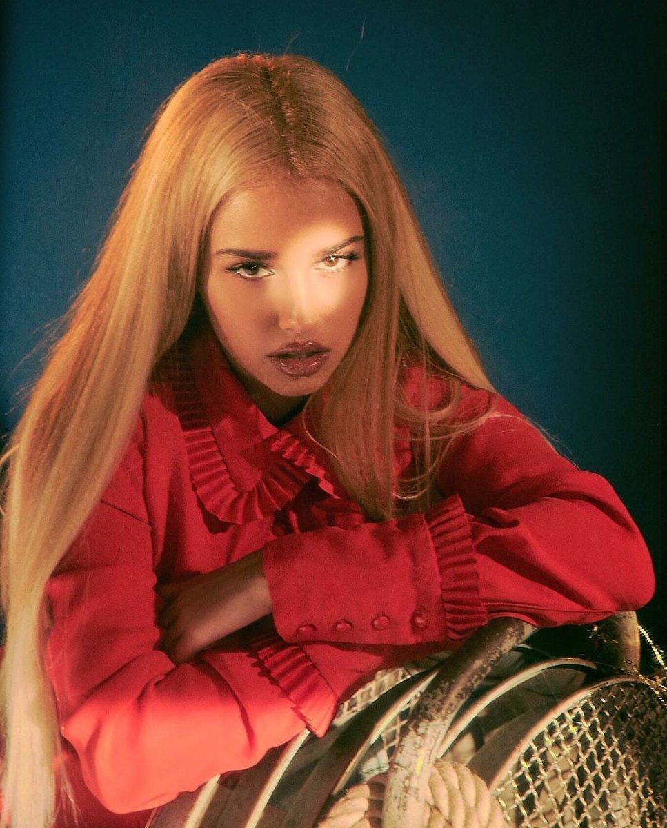 tommy_source's tweet photo. Promo shoot for "Lucky" by #TommyGenesis @tommygenesis (Part 3) https://t.co/pKD48AwH5u