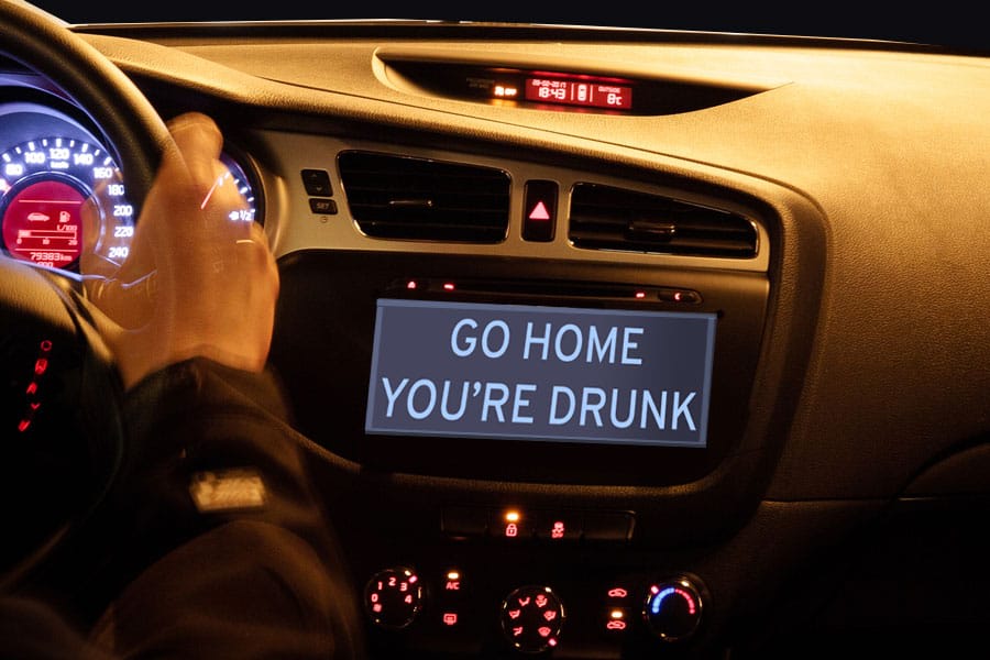 BreathalyzerCar's tweet photo. Even Teslas Can't Out-Think a Drunk Driver https://t.co/ObNAbWQBSE https://t.co/fAn03SzToL