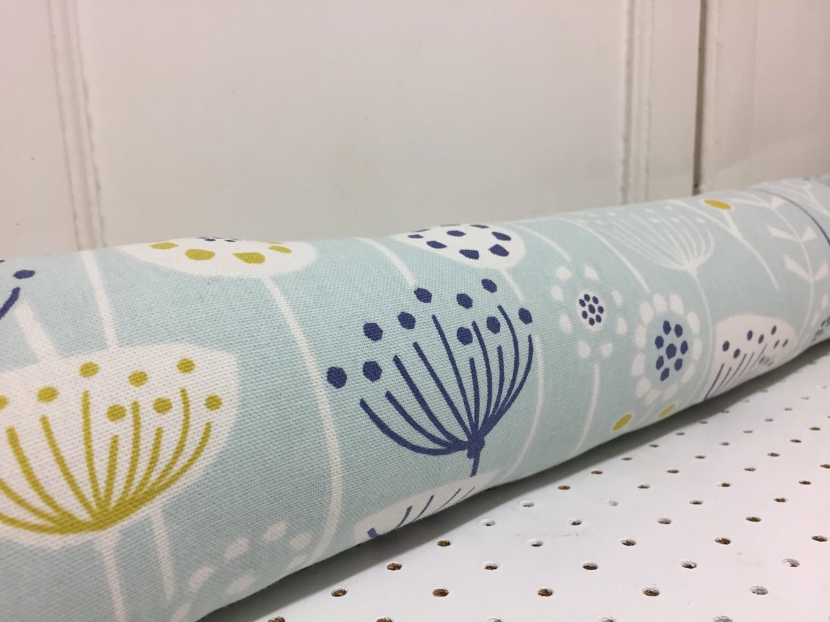 meeliemoon's tweet photo. #HandmadeHour feeling the winter chills? Back in stock our Scandi Flower Draught Excluders ยฃ20-ยฃ22.00 #draughtexcluder #draftexcluder #door #doorsnake #winter #colddraught #handmade #gift #Interiors #homedecor #cornwall #cornish #smallbiz #womeninbiz https://t.co/WLwUWWxA5J