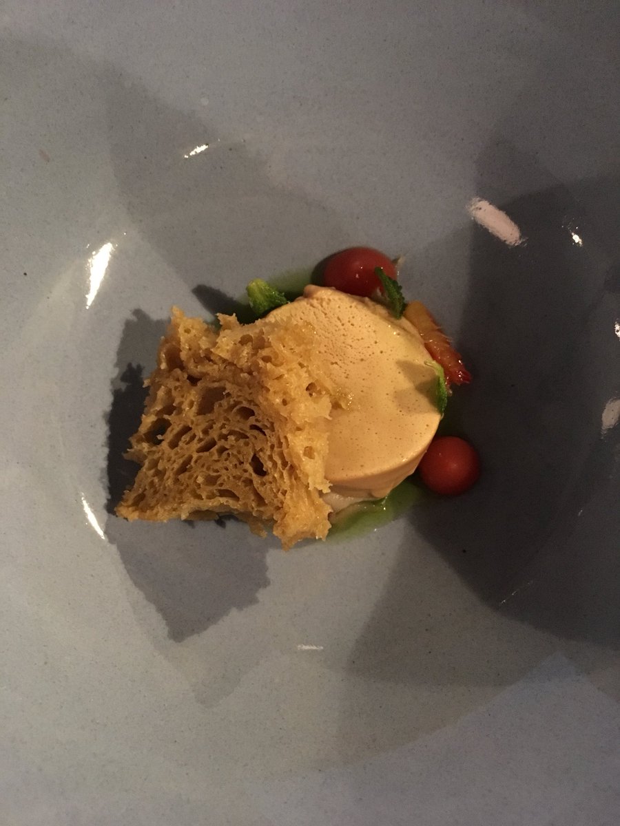 KrisMacGH's tweet photo. #finalcourse is a roasted white chocolate crema with a Jerusalem artichoke sponge, blood orange gel and segments and a mint jelly!! Absolutely beautiful #veggie food today for the meaty guys @beastromcr and their pal @Erniechef It’s been a fantastic #datenight 😍 @CityLifeManc https://t.co/H1B7Fzi5bz