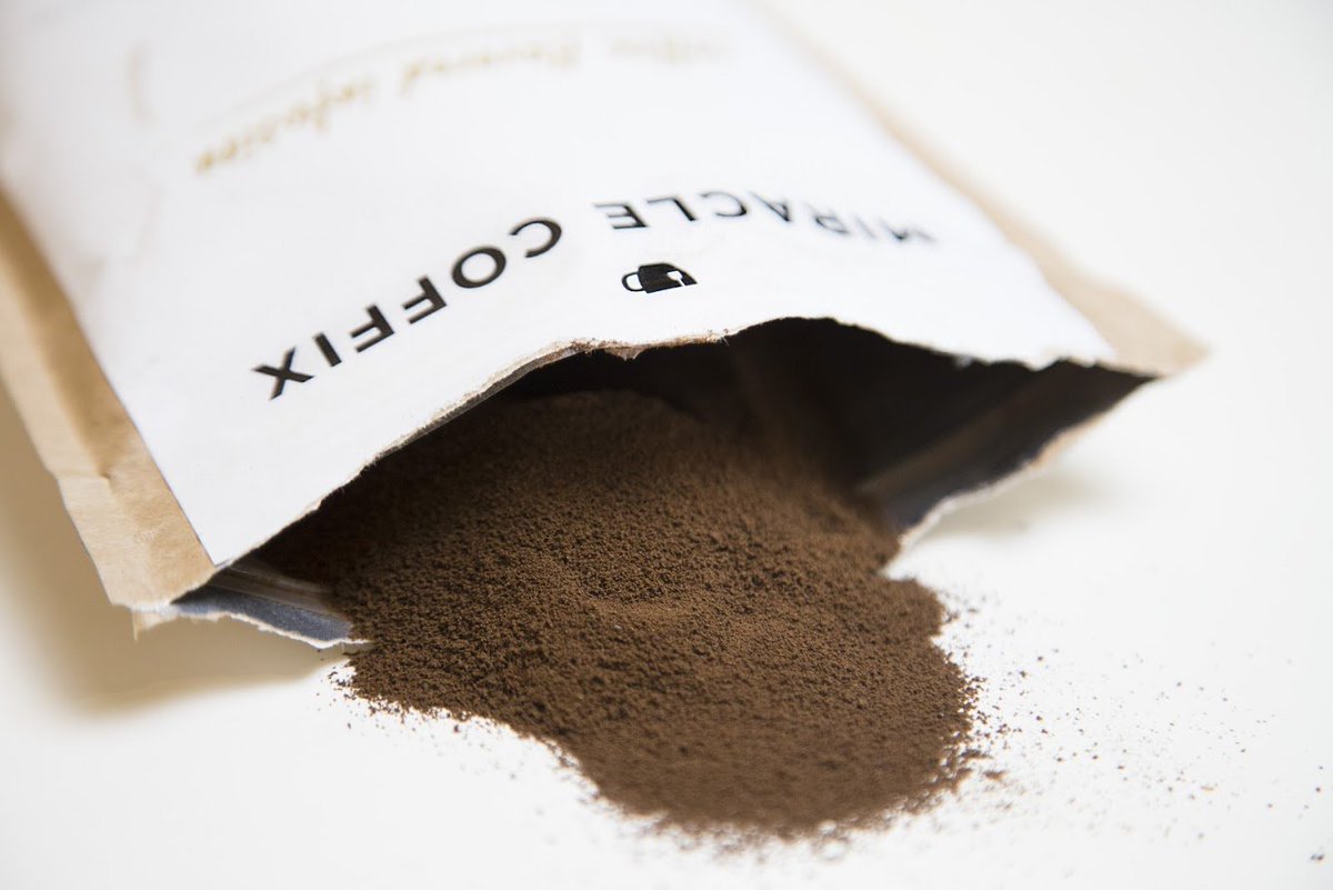 miraclecoffix's tweet photo. MIRACLE COFFIX es una mezcla de infusiones herbales sabor a café que contiene más de cincuenta minerales esenciales en cada taza, muchos de los cuales el cuerpo utiliza en la síntesis de compuestos para el metabolismo. https://t.co/7ImpQrGc4t