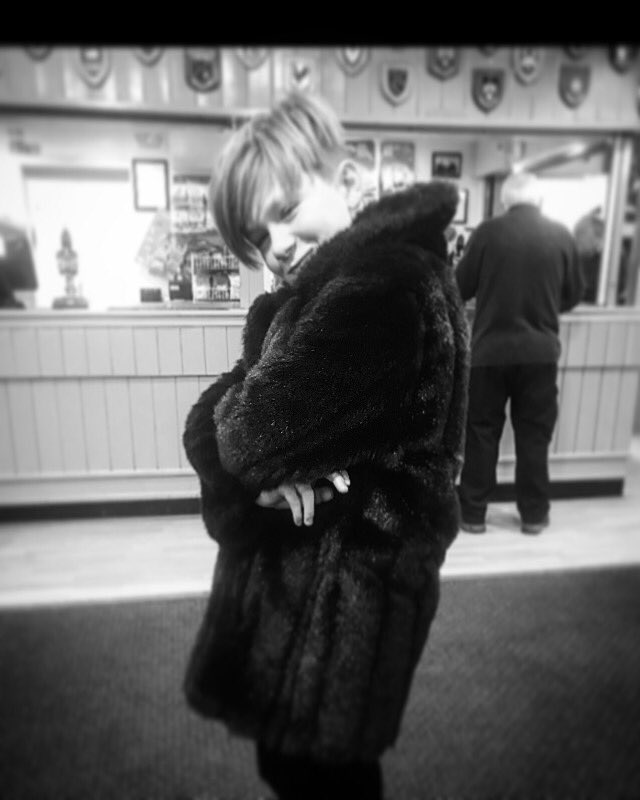 davebro1027's tweet photo. @2004band @Charlie09033091 @TudorFinn @benjami45129591 The pimp is back https://t.co/cbLxRwr8Aa