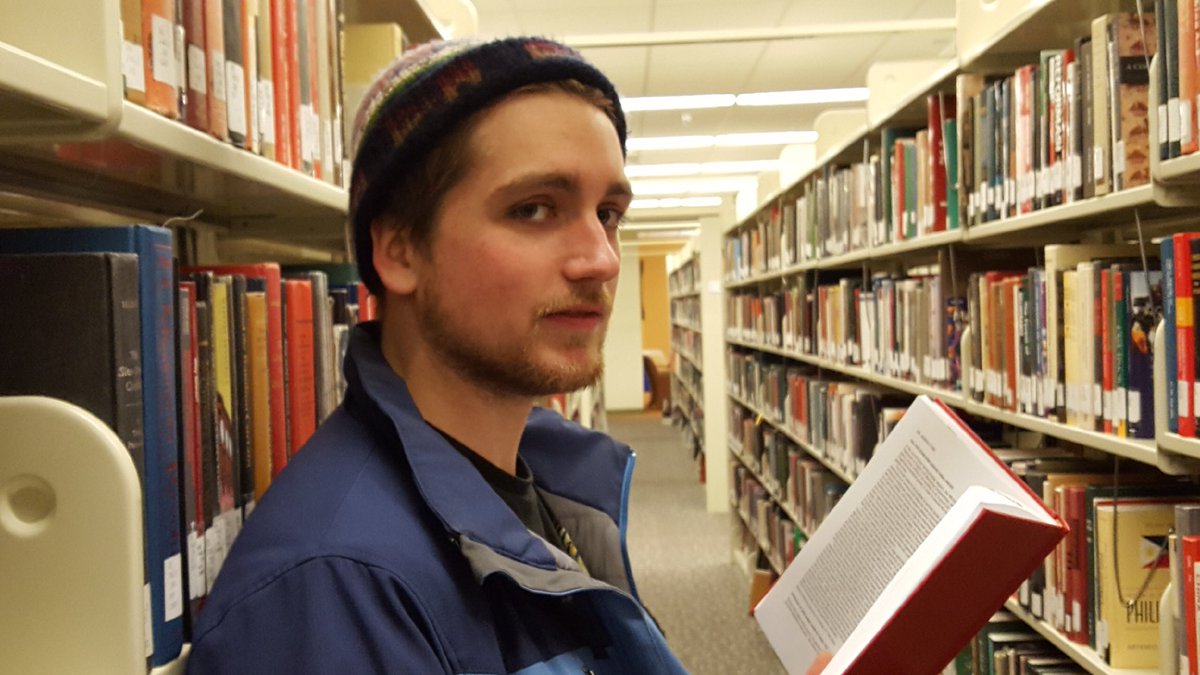 _JasonHuber's tweet photo. "When you're pulling an all-nighter at the library for the first time, it's like you're losing your virginity. It's a weird mix of excitement, adventure and crippling stress." - Cole Ronk #ASUNewser #HumansofBoone https://t.co/AWyxM6BSIf