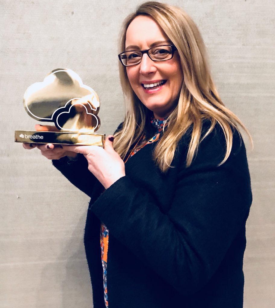 Beinging this baby home 🏆❤️#bHRPartnersummit <a href="/myhrhub/">My HR Hub & My HR Club</a> #GoldAward #SMEs #SmallBusiness  #ambition