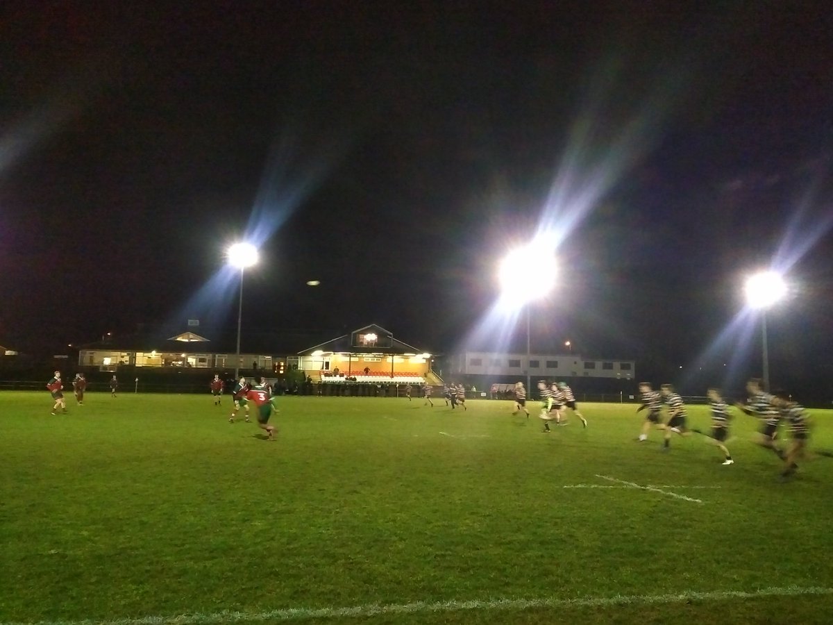 CCLeicsPolice's tweet photo. #thetraininggroundderby 
Away win 29-33 for @OWRugbyClub U17s at @broadstreetrfc 
A cracking game 
@LeicesterTigers
@WaspsRugby 
@Anderson_Leics @ElganHughes https://t.co/ScmW0ZexpI