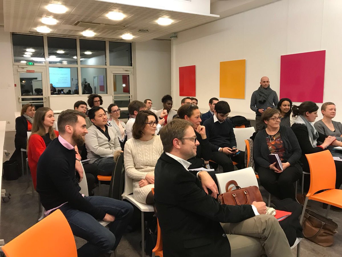 jcerennes's tweet photo. La @jcerennes présente à la semaine des réseaux de la @CCI_35 https://t.co/2WojI8LYSv