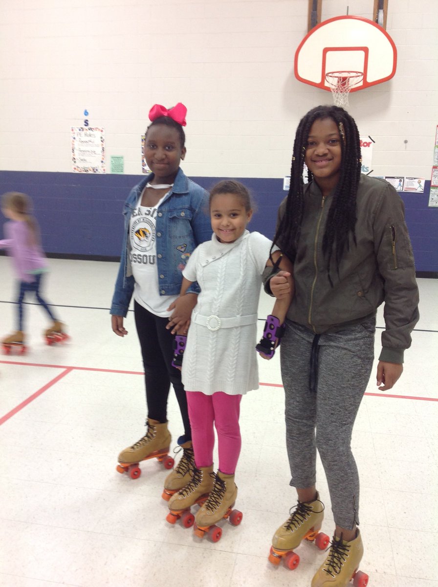 MReevesHancock's tweet photo. Practicing Leadership in PE.  4th grade helpers assisting 2nd graders roller skating.   @denisedunn247   #showthecool@LeaderinMe https://t.co/5pmWVdGxCS